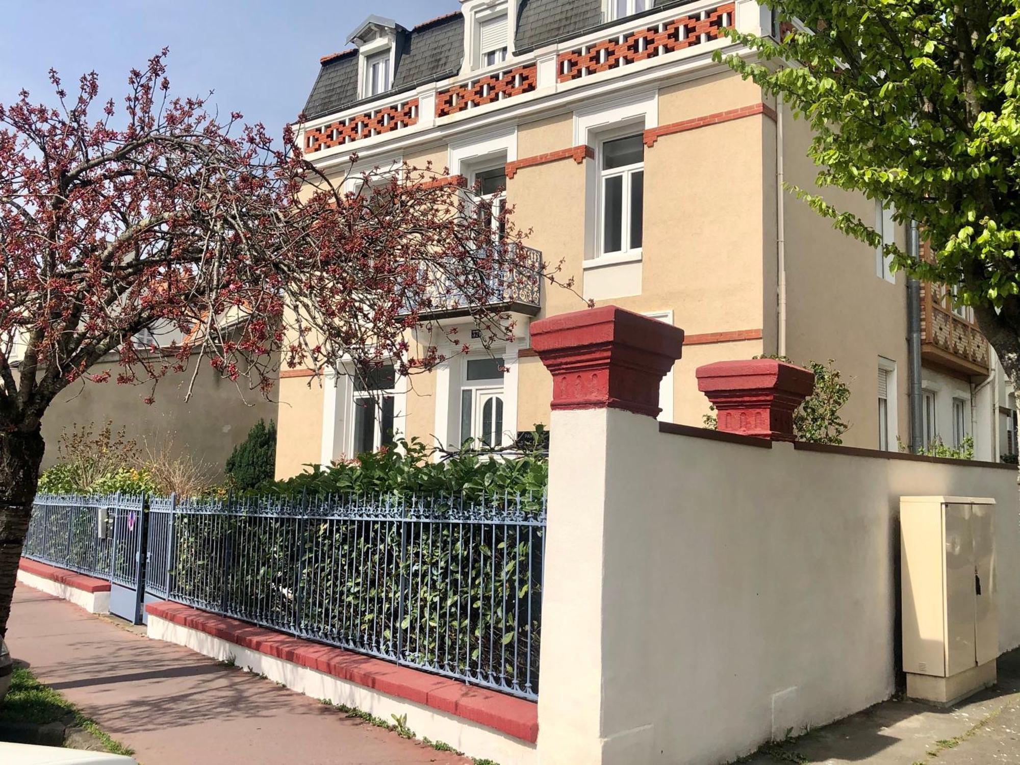 Apartment Sainte Cecile 1- Spacieux Et Lumineux Vichy