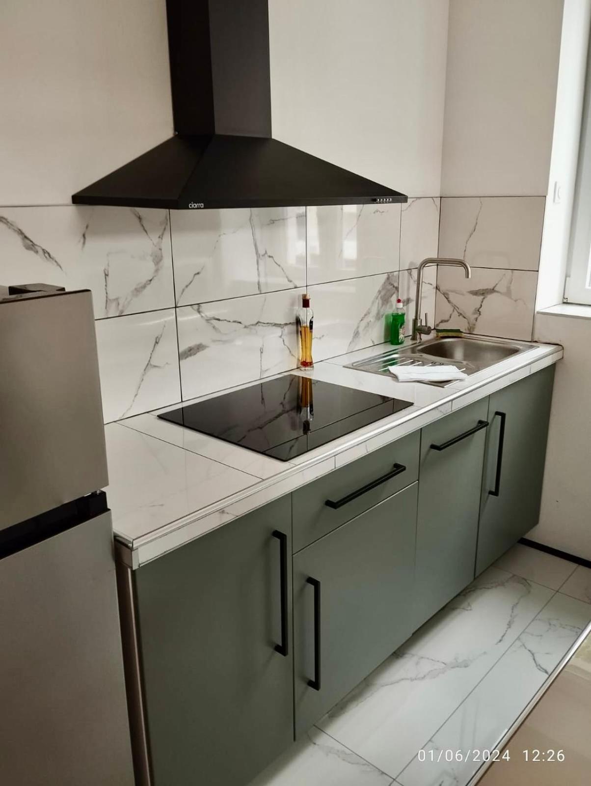Apartment Sainte Cecile 1- Spacieux Et Lumineux *
